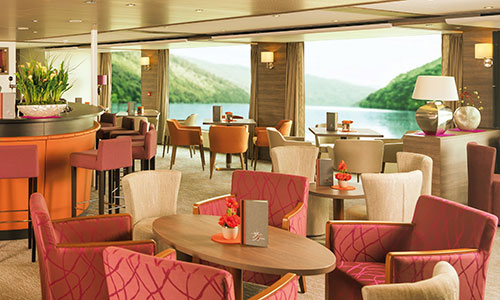 Panorama Bar auf dem Flusskreuzfahrtschiff Amadeus Silver II