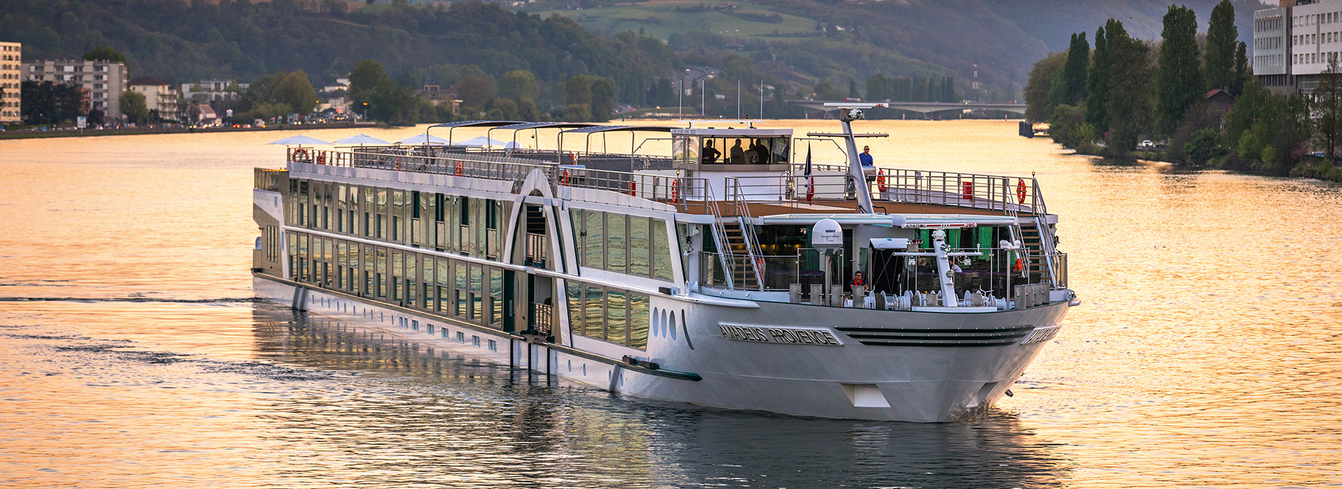 Charter Kreuzfahrten auf Flüssen