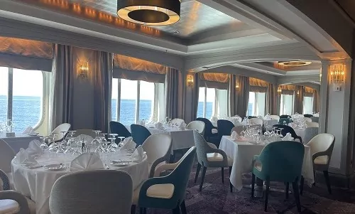 Blick ins Waterside Restaurant