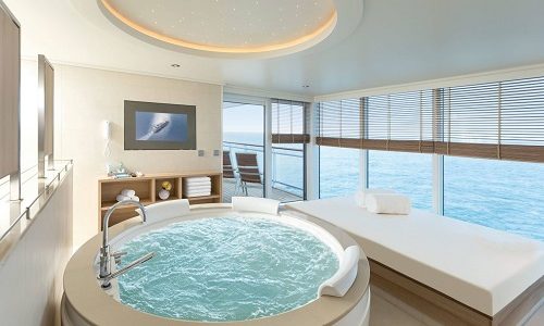 Whirlpool und Day Bed auf dem Luxuskreuzfahrtschiff MS Europa 2