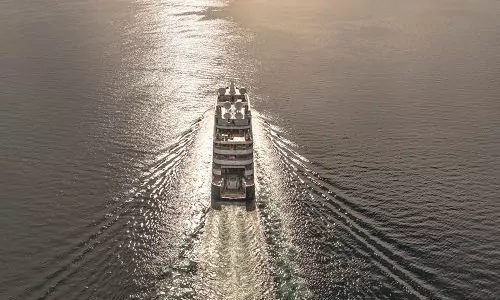 Ponant Yacht Le LE DUMONT-D'URVILLE ein Luxuskreuzfahrtschiff von Ponant