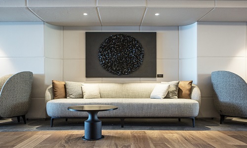 Main Lounge auf Expeditionsschiff Charcot von Ponant