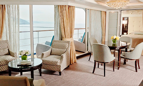 Seven Seas Mariner Wohn-Esszimmer Mariner Suite