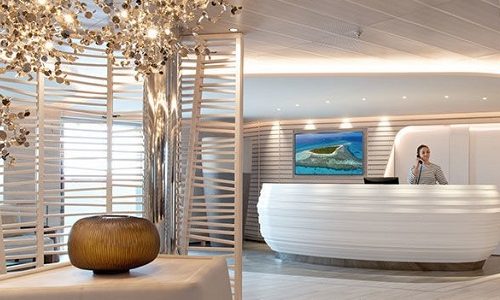 Rezeption im Spa auf dem Ponant Expeditionsschiff Le Bellot