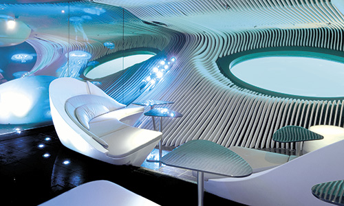 Blue Eye Unterwasser Lounge auf dem Luxusexpeditions-Kreuzfahrtschiff Le Champlain