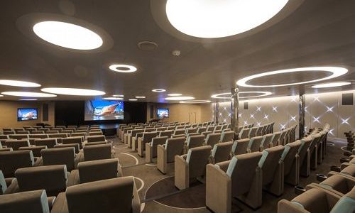 Theater auf der Luxuskreuzfahrtyacht Le Lyrial der Reederei Ponant