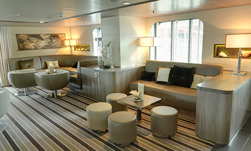 Lounge auf der Luxuskreuzfahrtyacht L'Austral der Reederei Ponant