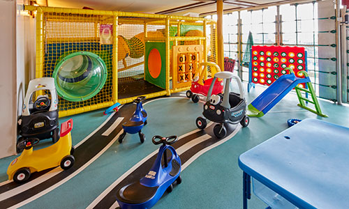 An Bord der Queen Elizabeth Kinderbereich