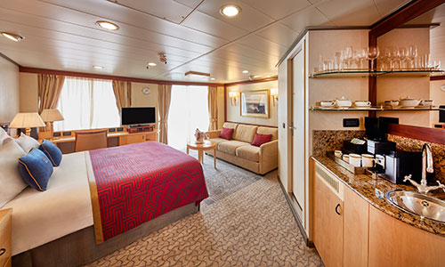 Schlaf- und Wohnbereich der Queens Suite auf der Queen Victoria