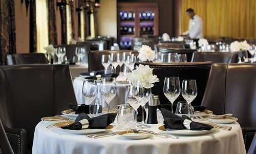 Restaurant Prime 7 auf dem Luxuskreuzfahrtschiff Seven Seas Navigator