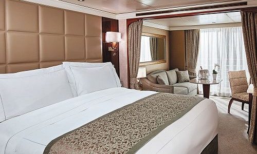 Seven Seas Navigator Geräumiger Schlaf- und Wohnbereich der Penthouse Suite