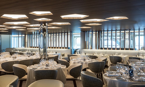 Restaurant Nuna auf Luxusexpeditionsschiff Charcot