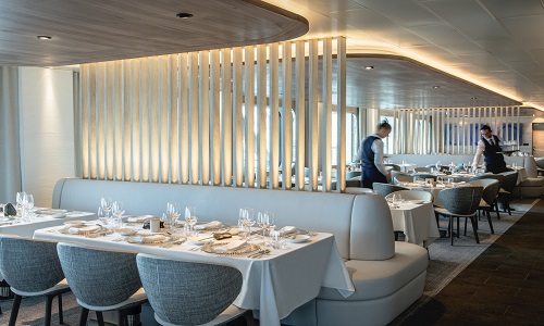 Restaurant Nuna auf Le Commandant Charcot