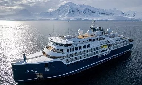 SH Vega auf See