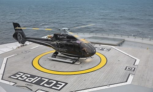 Helikopter auf dem Luxuskreuzfahrtschiff
