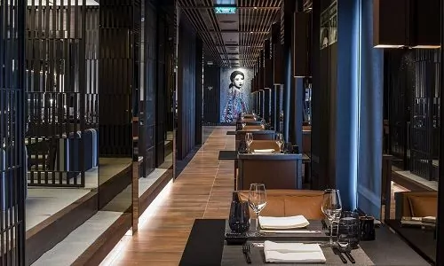Asiatisches Restaurant Kokos auf der Luxusyacht