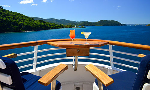 Cocktail an Bord auf den Luxusyachten SeaDream I und Sea Dream II