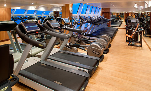 Trainingsgeräte im Fitness Center auf den Luxuskreuzfahrtschiffen Seabourn Odyssey, Seabourn Sojourn, Seabourn Quest