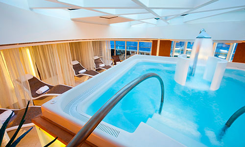 Spa Hydro Pool auf den Luxuskreuzfahrtschiffen Seabourn Odyssey, Seabourn Sojourn, Seabourn Quest