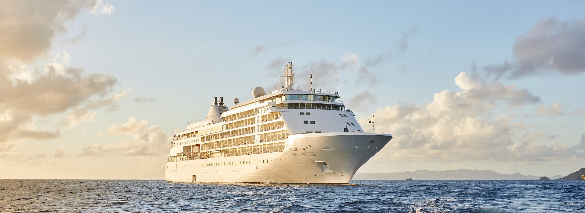 Kreuzfahrtschiff Silver Whisper auf Fahrt