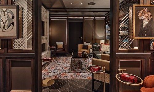 Connoisseurs Corner auf Silver Endeavour