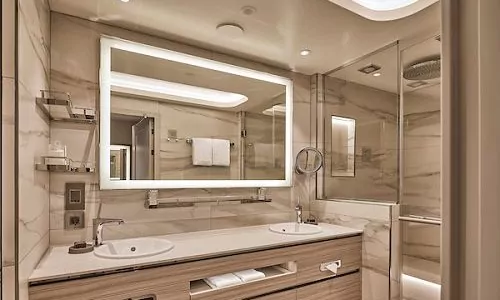 Badezimmer der Silver Suite