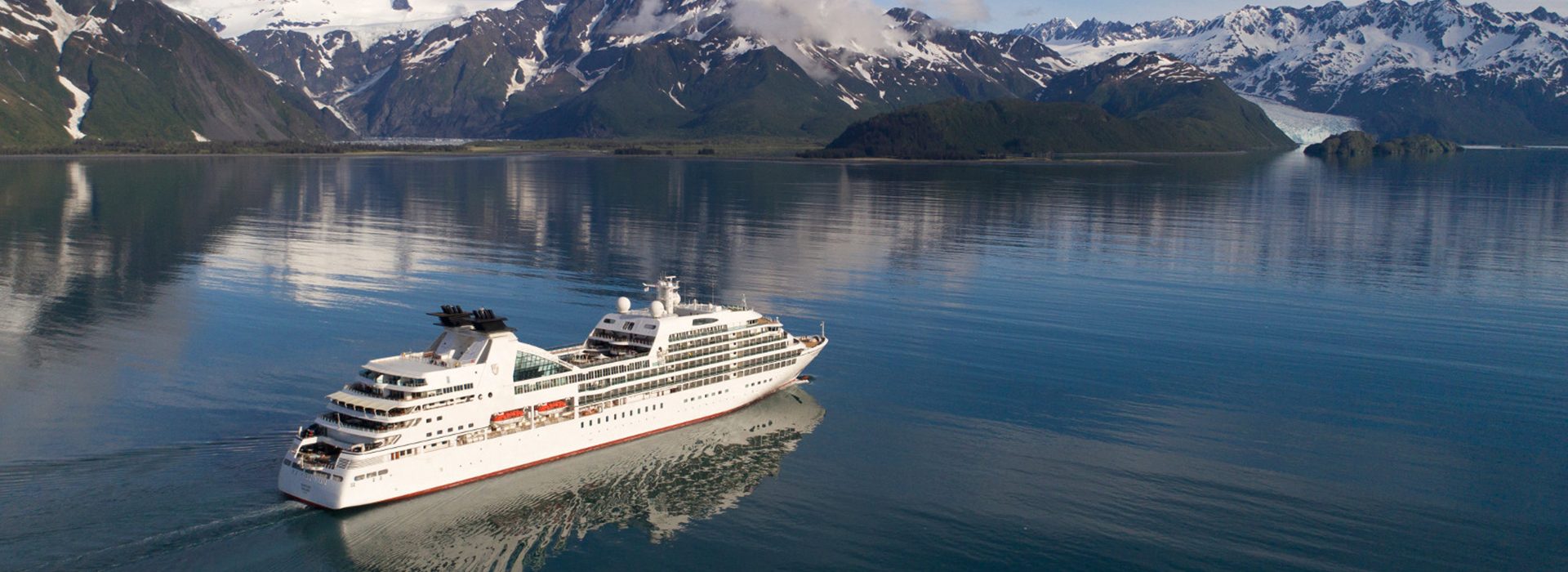 Seabourn Sojourn im Eismeer vor Alaska