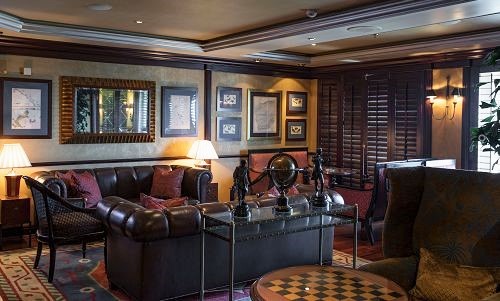 Connoisseur Club Zigarren und Cognacs in eleganter Einrichtung geniessen