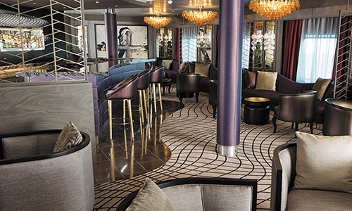 Voyager Lounge auf dem Luxuskreuzfahrtschiff Regent Seven Seas Voyager