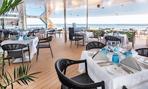 Restaurant außen überdacht