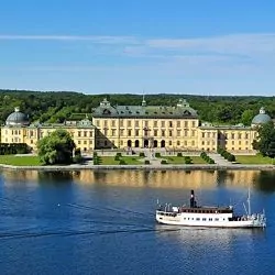 Blick auf Schloss Drottingholm
