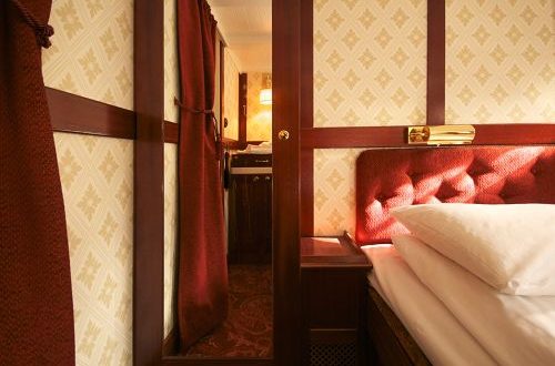 Göta Kanal M/S Diana Blick in Hochzeitskabine auf dem Hauptdeck