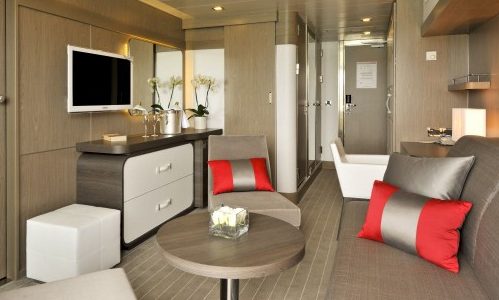 Wohnbereich Prestige Suite auf der Luxuskreuzfahrtyacht Le Boreal der Reederei Ponant