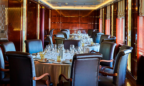 Rstaurant La Dame auf dem Expeditionsschiff