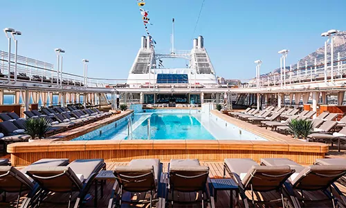 Pooldeck auf der Silver Dawn