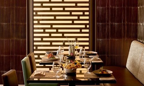 Restaurant Indochine auf dem Silversea Luxuskreuzfahrtschiff Silver Muse