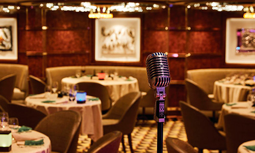 Blick in das Restaurant Silver Note auf dem Silversea Luxuskreuzfahrtschiff Silver Muse