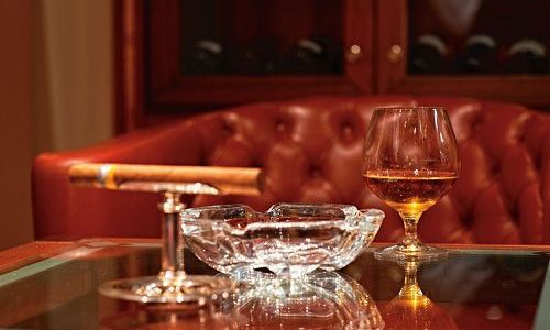 Connoisseurs Corner auf dem Luxuskreuzfahrtschif Silver Wind der Reederei Silversea