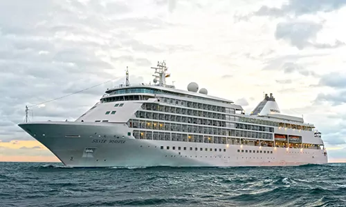 Kreuzfahrtschiff Silver Whisper auf See