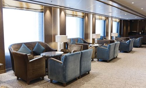 Dolce Vita Sitzbereich auf dem Silversea Luxuskreuzfahrtschiff Silver Spirit