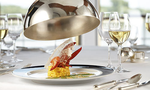 Speiseteller auf dem Segelschiff Sea Cloud