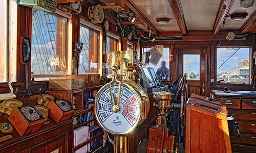 Brücke auf dem Segelschiff Sea Cloud