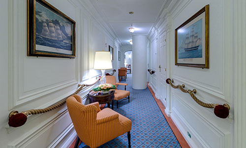 Corridor auf dem Segelschiff Sea Cloud