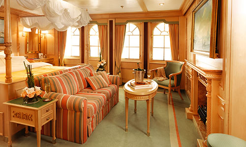 Wohnbereich Owner Suite Kategorie A auf dem Segelschiff Sea Cloud II