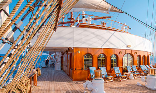 An Deck auf dem Segelschiff Sea Cloud II