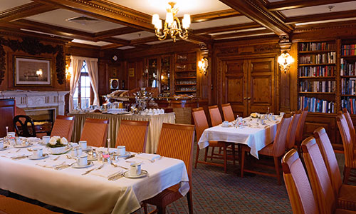 Blick in das Restaurant auf dem Segelschiff Sea Cloud