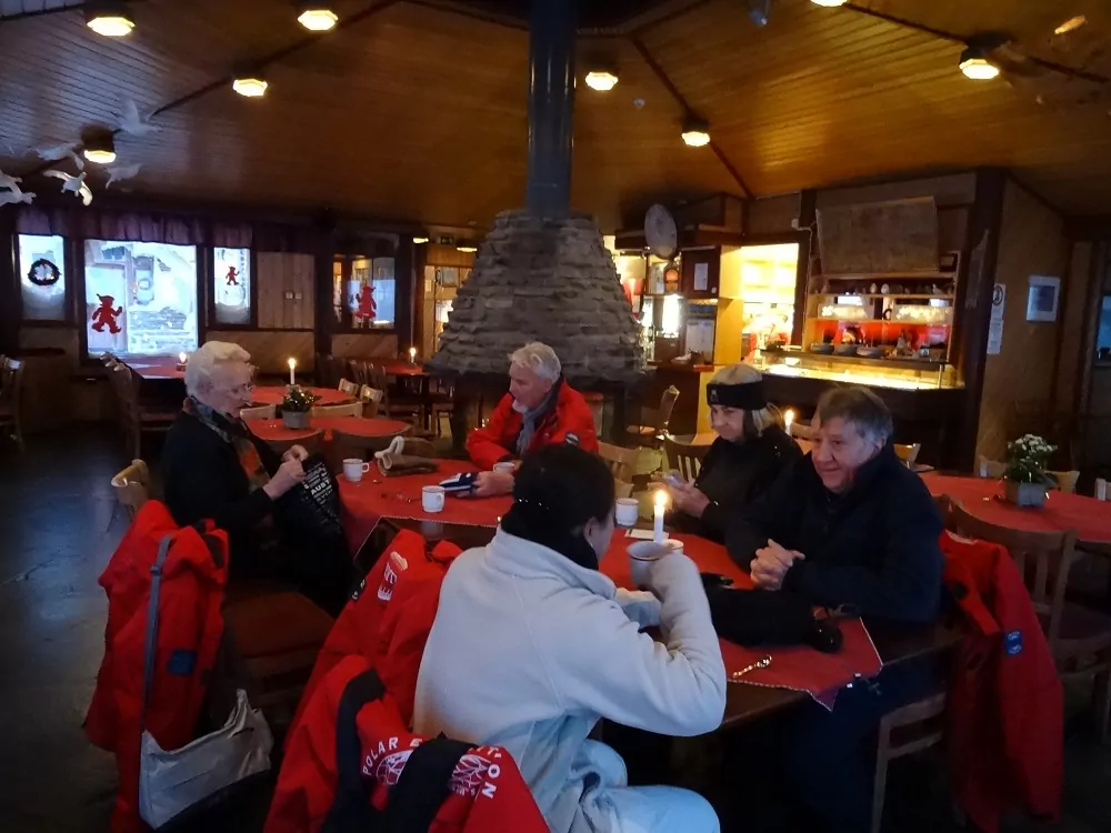 im Restaurant in Finnland